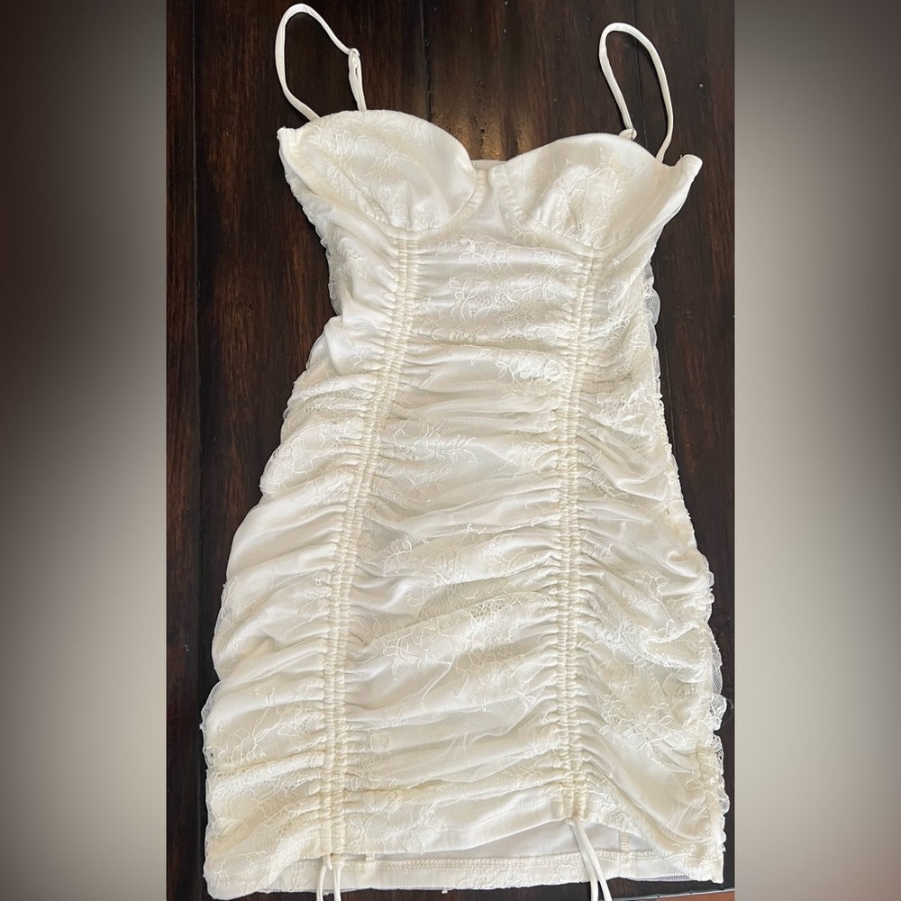 Princess Polly Lace, cinch-up, bodycon dress in white - size 2